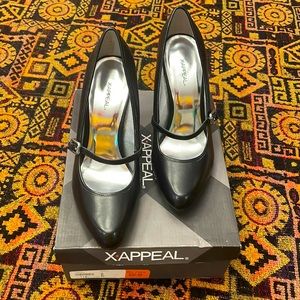 X-appeal black heels